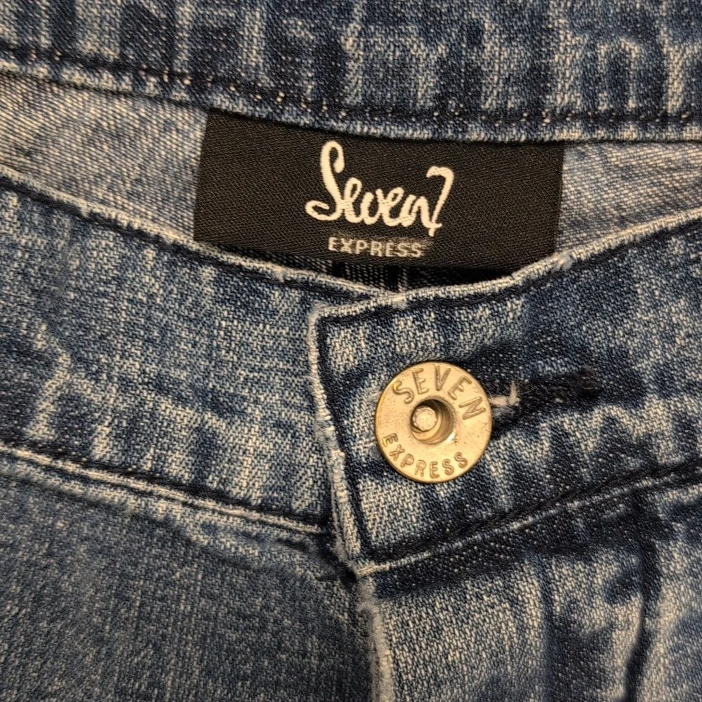 Vintage Express “Seven7” Wide-Leg Button Fly Jeans Women's 34x30